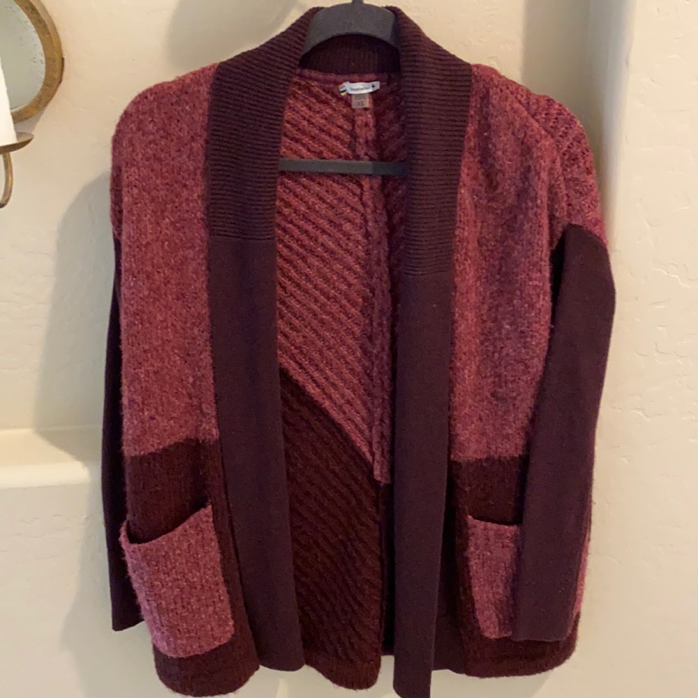Smart Wool maroon cardigan with pockets